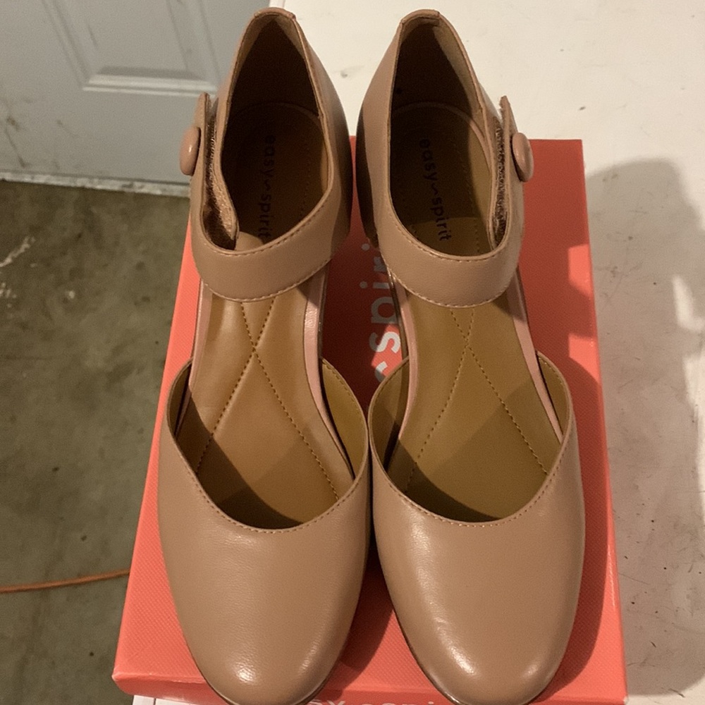 Size 7 Light pink Clarice Strapped heels